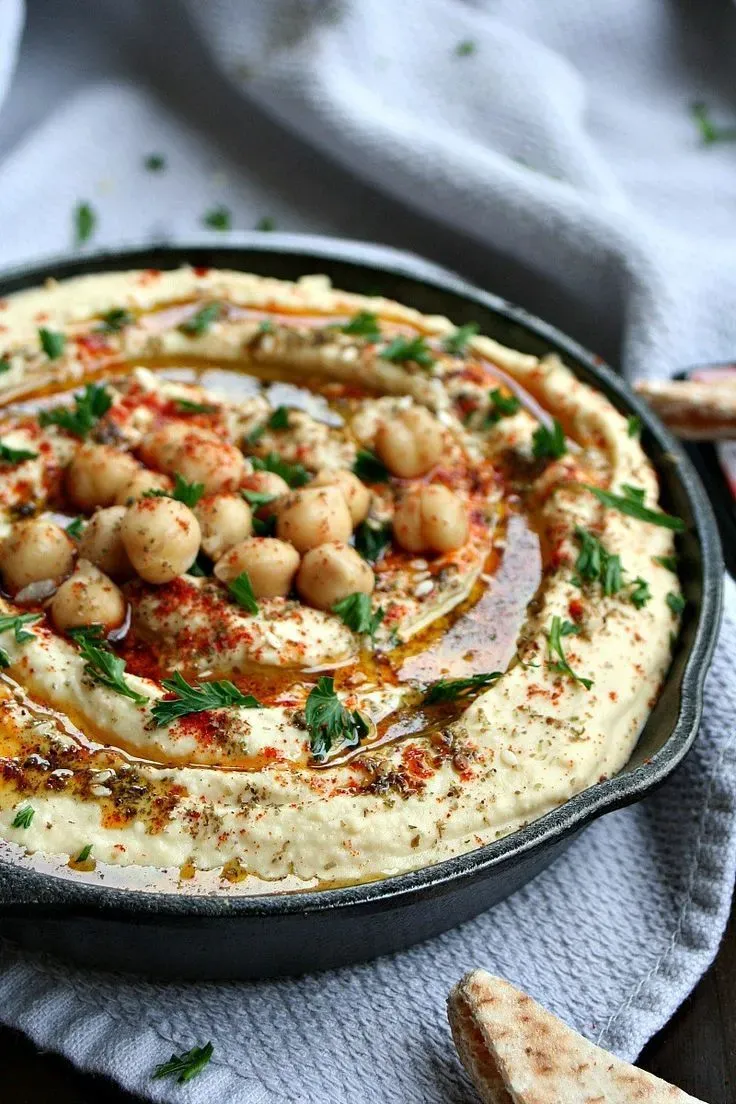 طرز تهیه حمص اصیل لبنانی؛ راز خامگی و لطافت بینظیر