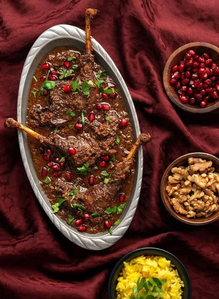 طرز تهیه اناربیج گیلانی؛ خورش ترش و معطر شمال