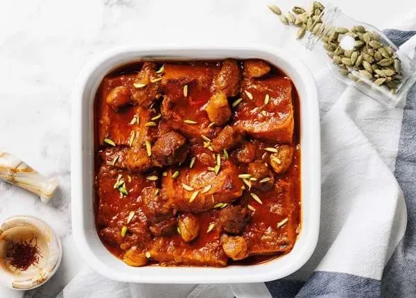 طرز تهیه خورش کدو حلوایی؛ خورشی مخملی با عطر دارچین